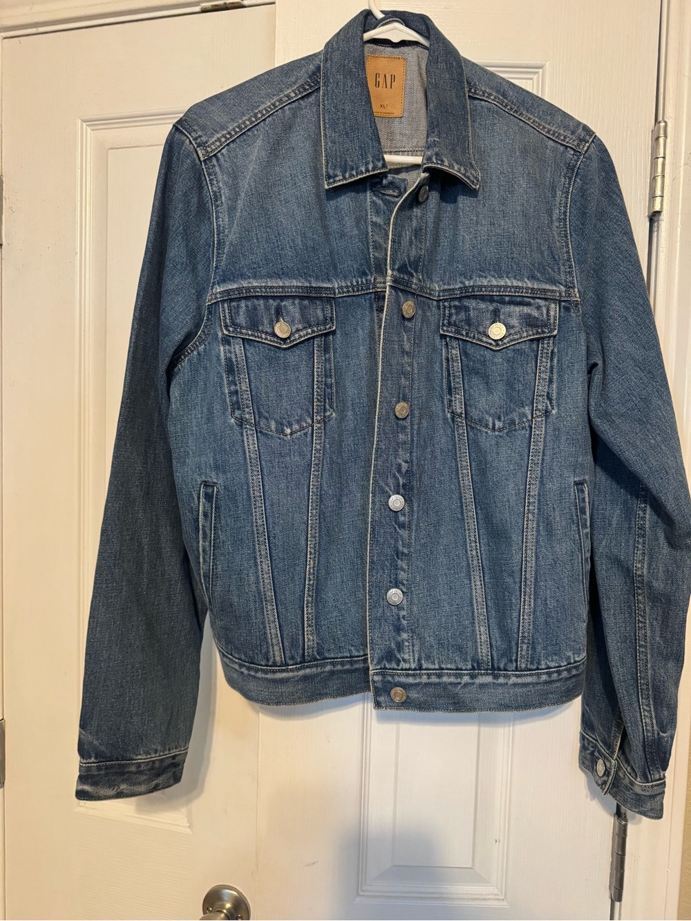GAP Men's Medium Blue Denim Jacket